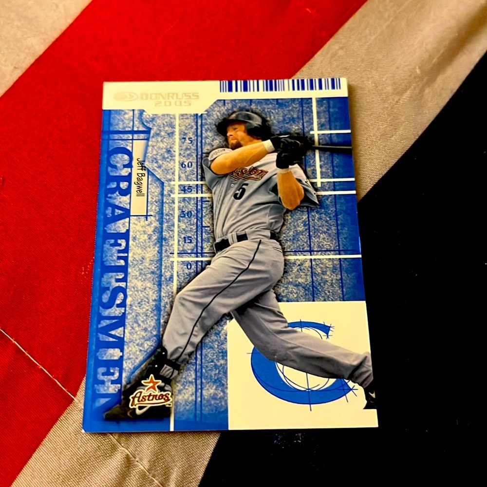 Baseball card 2,000 hits 400 home runs 4,000 total base and 2,000 games played